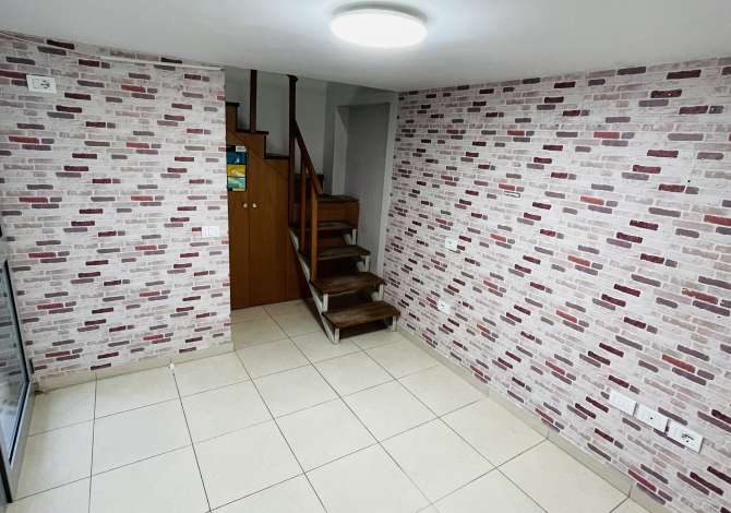 Ambient biznesi me qera 1+1 ne Tirane - 30,000 Leke