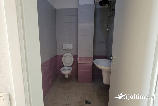 Business Property in Sale 1+1 in Tirana - 145,000 Euro