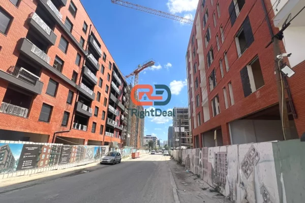 Ambient biznesi ne shitje 1+1 ne Tirane - 585,000 Euro