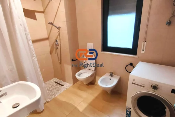 Shtepi ne shitje Apartament ne Tirane, 2+1, Mobilimi E mobiluar, Pagesa 230,000  Euro.