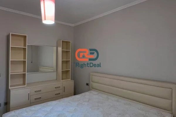 Shtepi me qera Apartament ne Tirane, 1+1, Mobilimi E mobiluar, Pagesa 500  Euro.