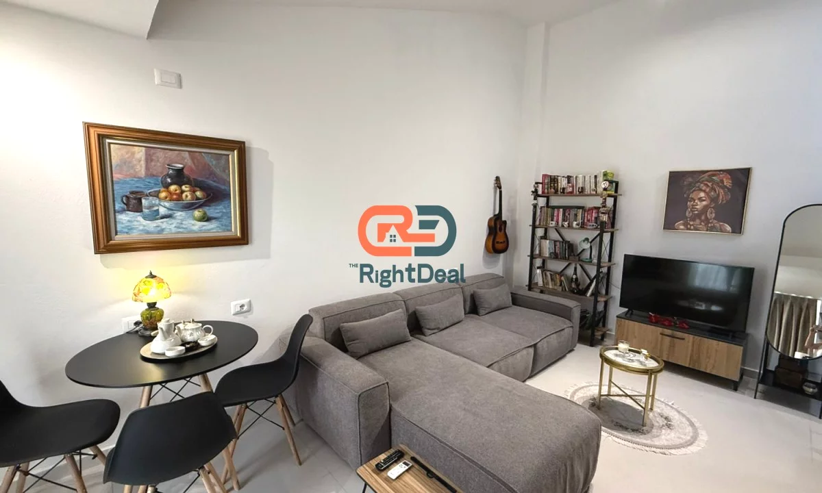 Shtepi ne shitje Apartament ne Tirane, 1+1, Mobilimi E mobiluar, Pagesa 105,000  Euro.