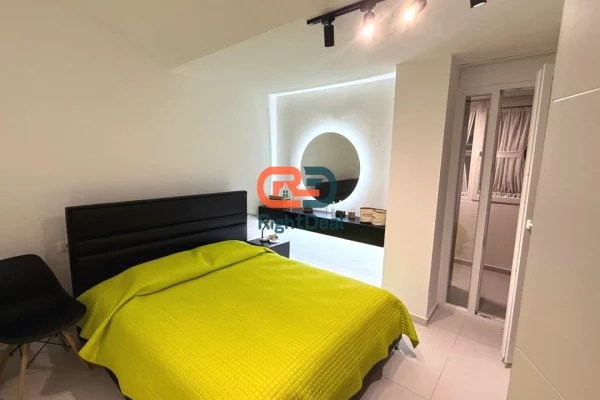 Shtepi ne shitje Apartament ne Tirane, 1+1, Mobilimi E mobiluar, Pagesa 105,000  Euro.