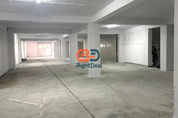 Ambient biznesi me qera 4+1 ne Tirane - 1,625 Euro