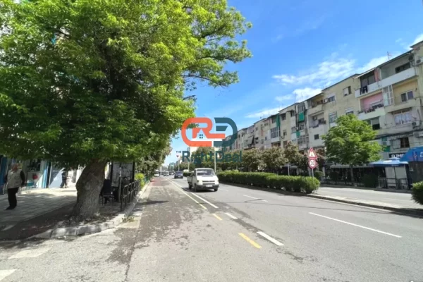 Prane Shkolles Sabaudin Gabrani, Shitet Apartament 2+1, Ideal Per Banim !!!