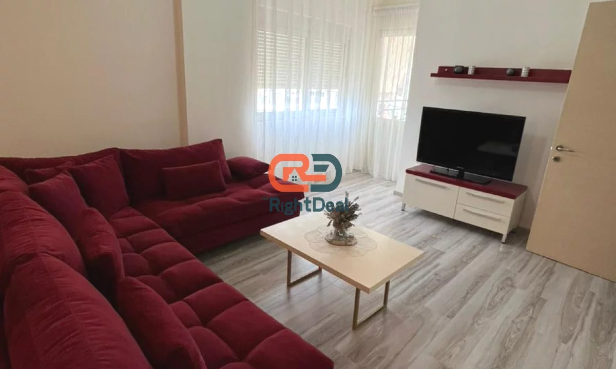 Shtepi ne shitje Apartament ne Tirane, 1+1, Mobilimi E mobiluar, Pagesa 115,000  Euro.