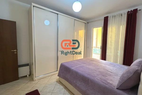 Shtepi me qera Apartament ne Tirane, 1+1, Mobilimi E mobiluar, Pagesa 700  Euro.