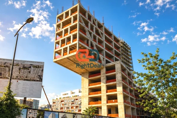 Shtepi ne shitje Apartament ne Tirane, 1+1, Mobilimi Bosh, pa mobiluar, Pagesa 179,600  Euro.