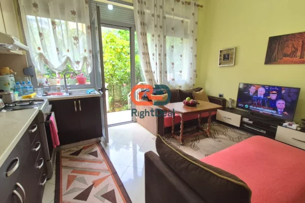 Shtepi ne shitje Apartament ne Tirane, 2+1, Mobilimi E mobiluar, Pagesa 189,000  Euro.
