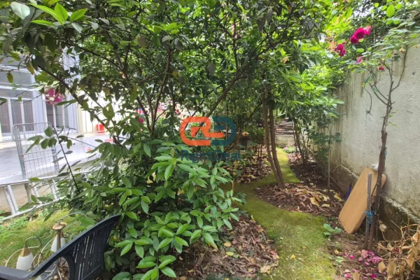 Shtepi ne shitje Apartament ne Tirane, 2+1, Mobilimi E mobiluar, Pagesa 189,000  Euro.