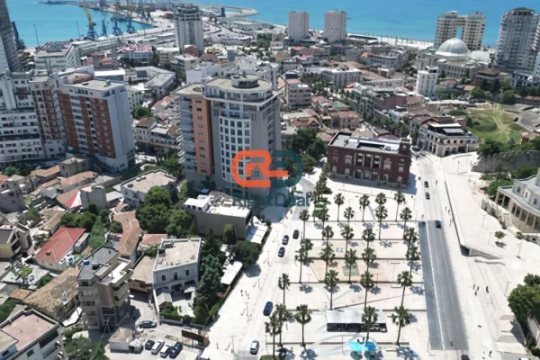Ambient biznesi ne shitje 1+1 ne Durres - 150,000 Euro