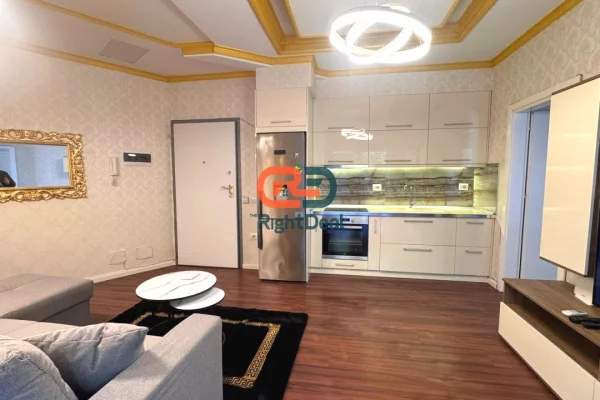 Shtepi ne shitje Apartament ne Tirane, 2+1, Mobilimi E mobiluar, Pagesa 235,000  Euro.