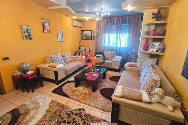 Shtepi me qera 2+1 ne Tirane - 500 Euro