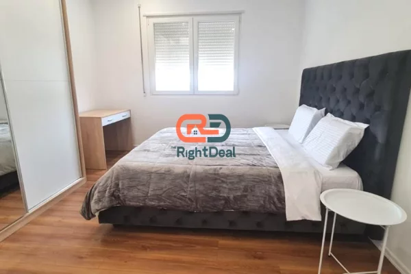 Shtepi me qera Apartament ne Tirane, 1+1, Mobilimi E mobiluar, Pagesa 450  Euro.