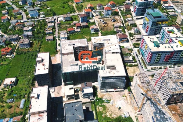 Shtepi ne shitje Apartament ne Tirane, 2+1, Mobilimi Bosh, pa mobiluar, Pagesa 122,000  Euro.
