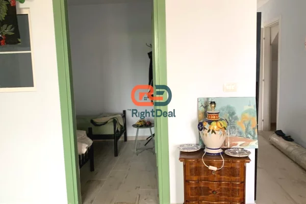 Shtepi ne shitje Apartament ne Durres, 1+1, Mobilimi E mobiluar, Pagesa 295,000  Euro.
