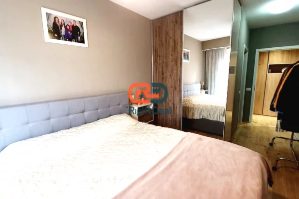 Shtepi ne shitje Apartament ne Tirane, 3+1, Mobilimi E mobiluar, Pagesa 365,000  Euro.