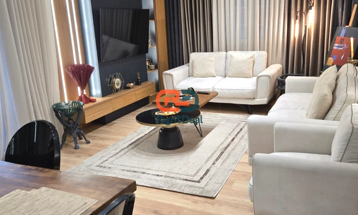 Shtepi me qera Apartament ne Tirane, 2+1, Mobilimi E mobiluar, Pagesa 1,100  Euro.