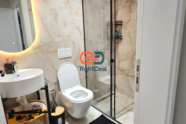Shtepi me qera Apartament ne Tirane, 2+1, Mobilimi E mobiluar, Pagesa 1,100  Euro.