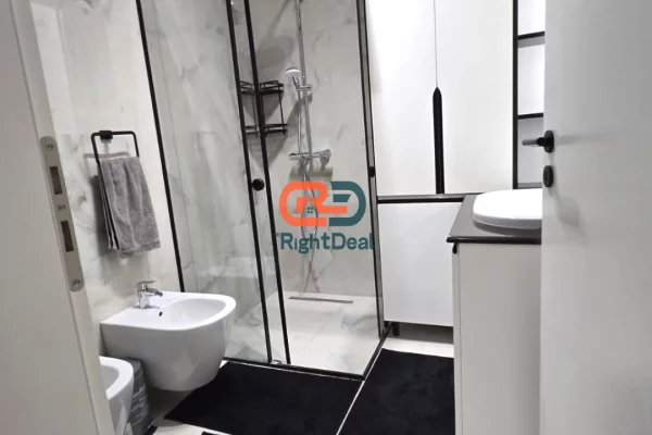 Shtepi me qera Apartament ne Tirane, 2+1, Mobilimi E mobiluar, Pagesa 1,100  Euro.