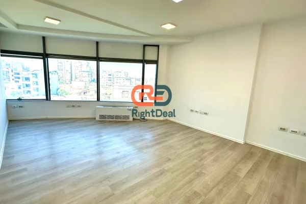 Ambient biznesi me qera 3+1 ne Tirane - 2,500 Euro