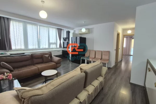 Tek Fusha E Aviacionit, Shitet Apartament 2+1 Me Strukture Te Rregullt !!
