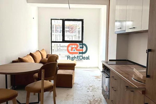 Ne Golem, Shitet Apartament 1+1, Me Orientim Perfekt !!!