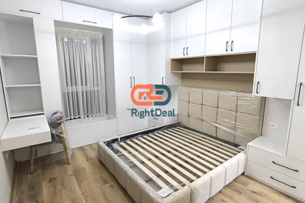 Shtepi me qera Apartament ne Tirane, 2+1, Mobilimi E mobiluar, Pagesa 100,000  Leke.