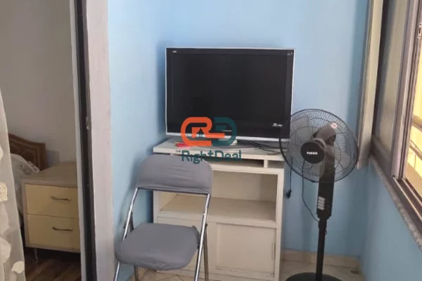 Shtepi ne shitje Apartament ne Tirane, 2+1, Mobilimi E mobiluar, Pagesa 250,000  Euro.