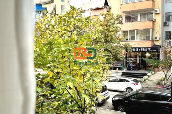 Shtepi me qera Apartament ne Tirane, 1+1, Mobilimi E mobiluar, Pagesa 600  Euro.