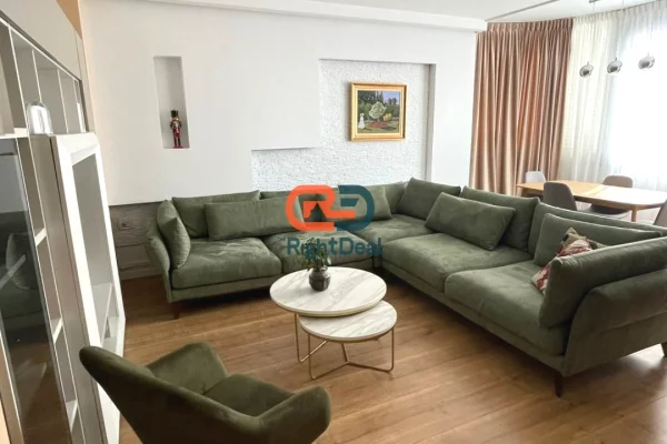 Shtepi me qera Apartament ne Tirane, 2+1, Mobilimi E mobiluar, Pagesa 1,000  Euro.