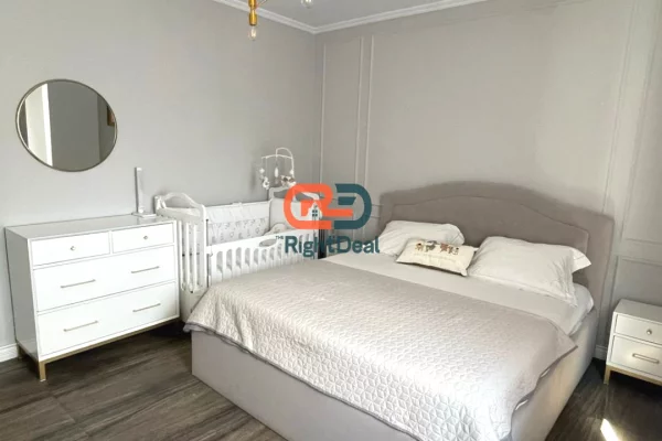 Shtepi me qera Apartament ne Tirane, 2+1, Mobilimi E mobiluar, Pagesa 1,000  Euro.