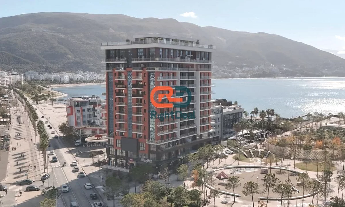 Shtepi ne shitje Apartament ne Vlore, 2+1, Mobilimi Bosh, pa mobiluar, Pagesa 273,000  Euro.