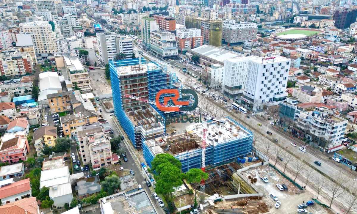 Shtepi ne shitje Apartament ne Tirane, 2+1, Mobilimi Bosh, pa mobiluar, Pagesa 234,000  Euro.