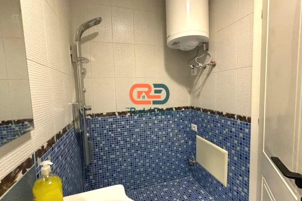 Shtepi ne shitje Apartament ne Tirane, 2+1, Mobilimi Bosh, pa mobiluar, Pagesa 205,000  Euro.