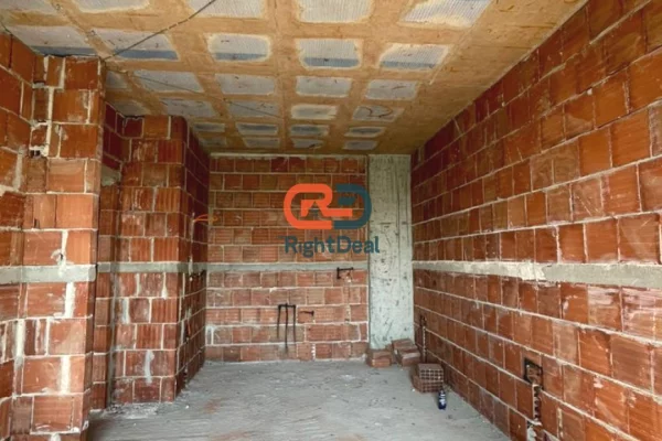 Apartment for sale in Tirana 1+1, Emty