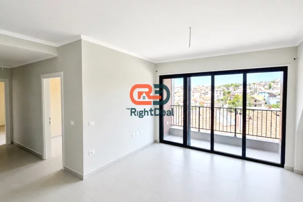 Cmim Okazion !! Tek Ish-Tregu Elektrik, Shitet Apartament 2+1+2, Me Orientim Perfekt !!