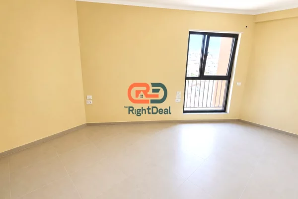 Shtepi ne shitje Apartament ne Tirane, 2+1, Mobilimi Bosh, pa mobiluar, Pagesa 193,000  Euro.