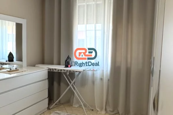 Shtepi me qera Apartament ne Tirane, 2+1, Mobilimi E mobiluar, Pagesa 850  Euro.