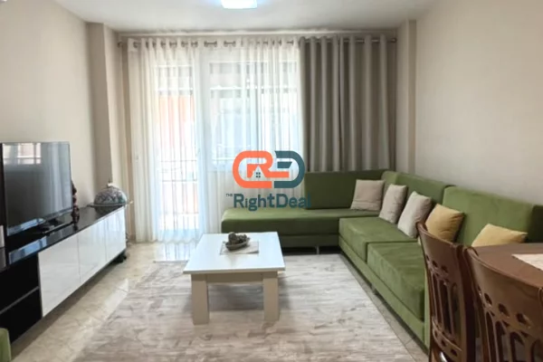 Tek Kryqezimi I 21 Dhjetorit, Mbrapa Bar Oslo, Jepet Me Qira Apartament 2+1, Me Lokacion Ideal!!!