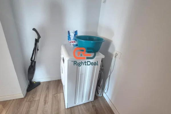 Shtepi ne shitje Apartament ne Tirane, 2+1, Mobilimi E mobiluar, Pagesa 240,000  Euro.