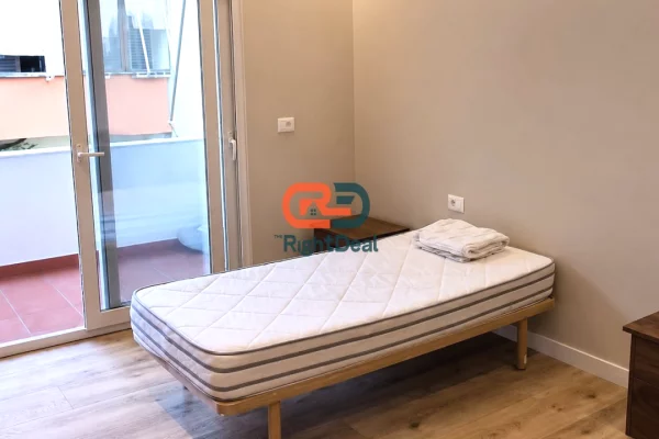 Shtepi ne shitje Apartament ne Tirane, 2+1, Mobilimi E mobiluar, Pagesa 220,000  Euro.