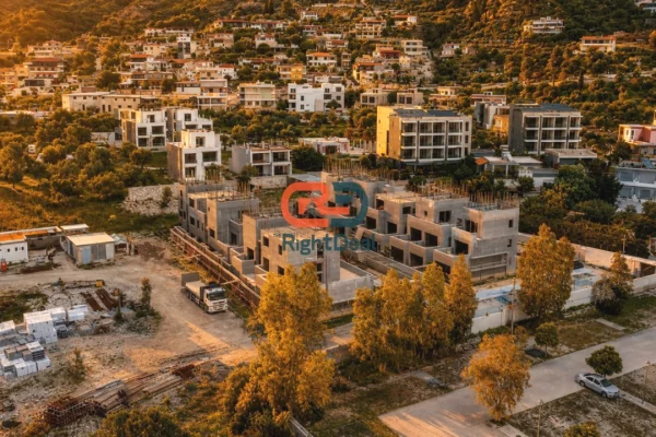 Shtepi ne shitje Apartament ne Himare, 1+1, Mobilimi Pjeserisht e mobiluar, Pagesa 146,000  Euro.