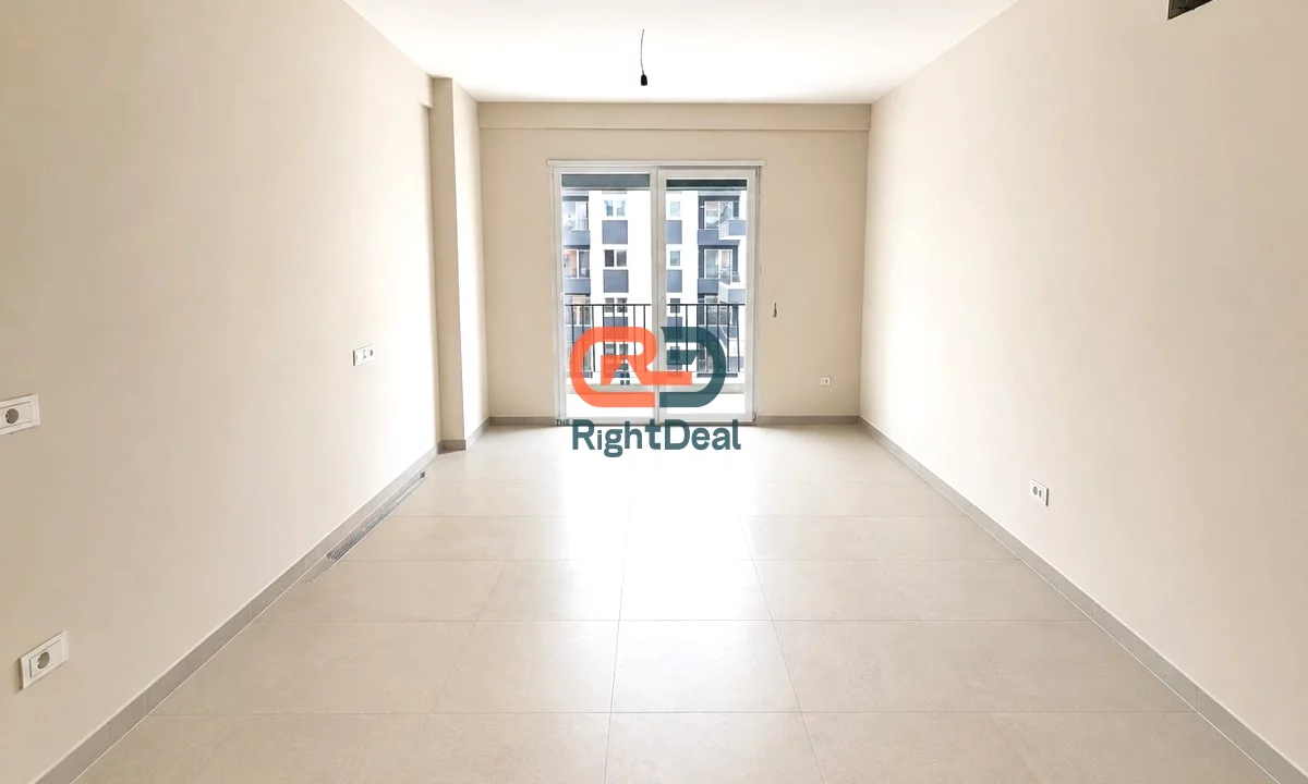 Shtepi ne shitje Apartament ne Tirane, 2+1, Mobilimi Bosh, pa mobiluar, Pagesa 125,000  Euro.