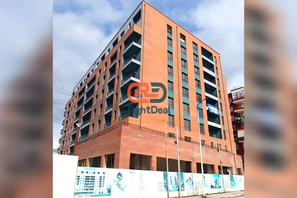 Shtepi ne shitje Apartament ne Tirane, 2+1, Mobilimi Bosh, pa mobiluar, Pagesa 125,000  Euro.