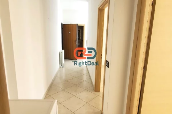 Shtepi ne shitje Apartament ne Tirane, 2+1, Mobilimi Bosh, pa mobiluar, Pagesa 360,000  Euro.