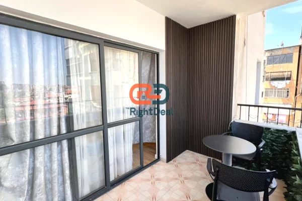 Shtepi ne shitje Apartament ne Tirane, 2+1, Mobilimi E mobiluar, Pagesa 255,000  Euro.