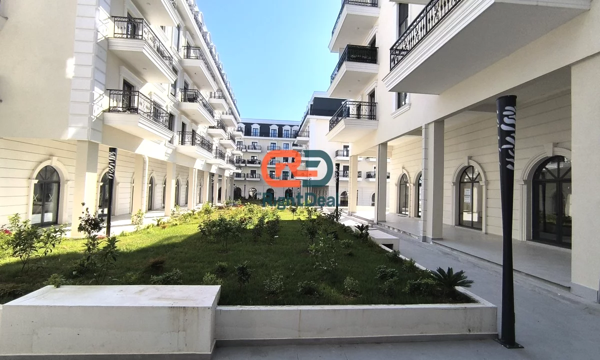 Shtepi ne shitje Apartament ne Tirane, 2+1, Mobilimi Bosh, pa mobiluar, Pagesa 152,000  Euro.