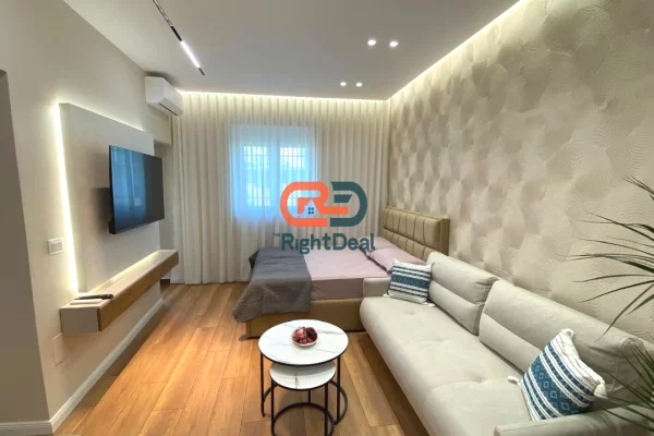 Shtepi ne shitje Apartament ne Tirane, Garsoniere, Mobilimi E mobiluar, Pagesa 120,000  Euro.