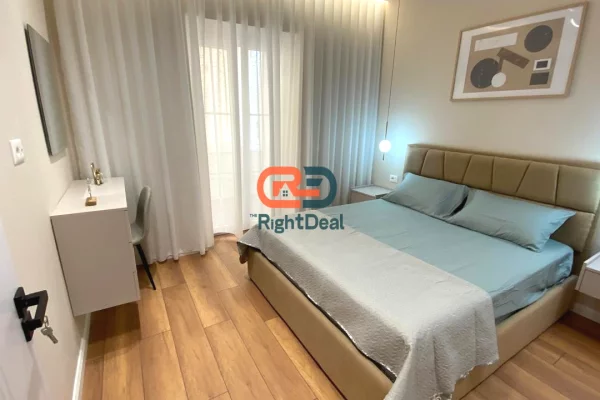 Shtepi ne shitje Apartament ne Tirane, 1+1, Mobilimi E mobiluar, Pagesa 163,000  Euro.
